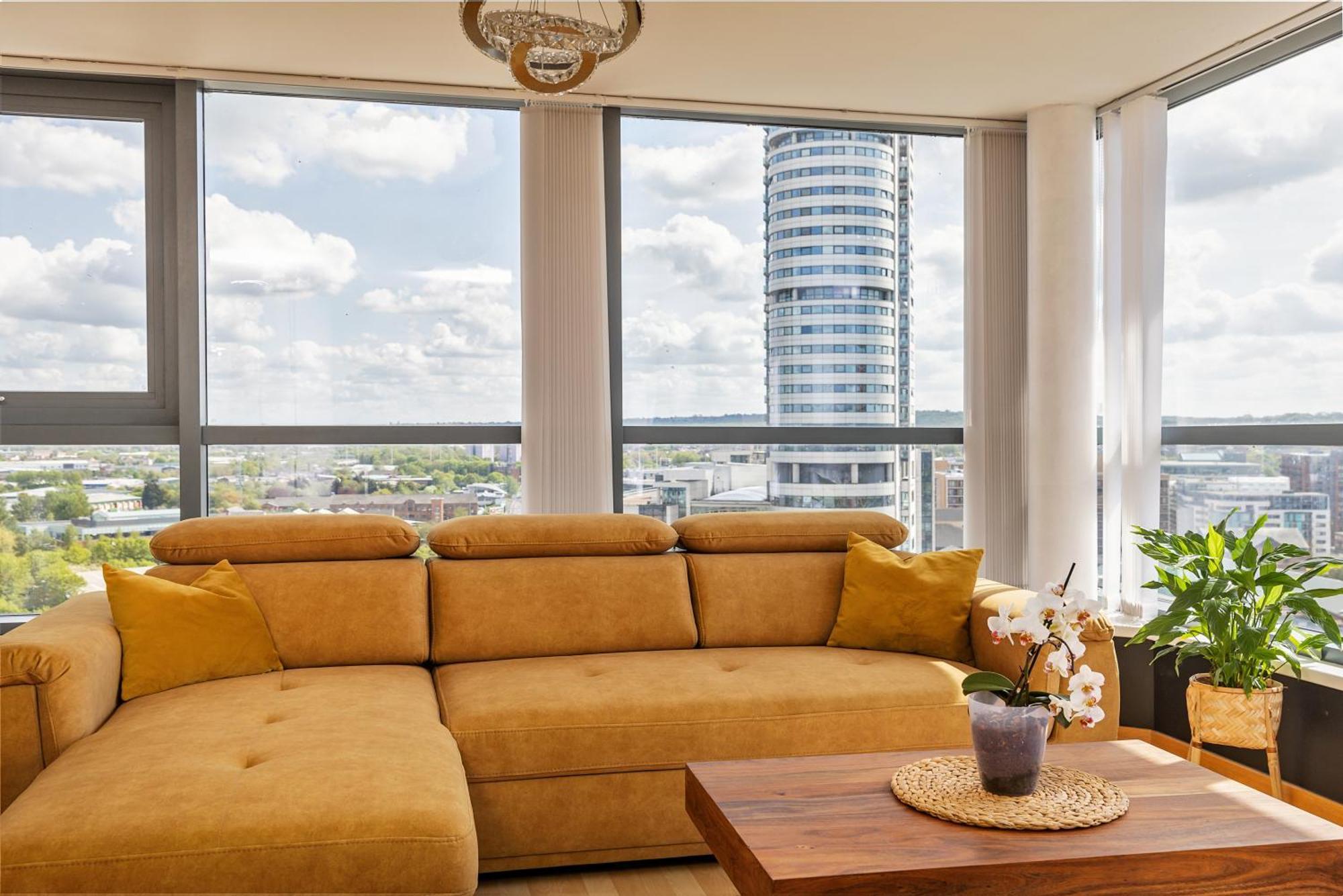 Large Central Penthouse In Leeds リーズ エクステリア 写真