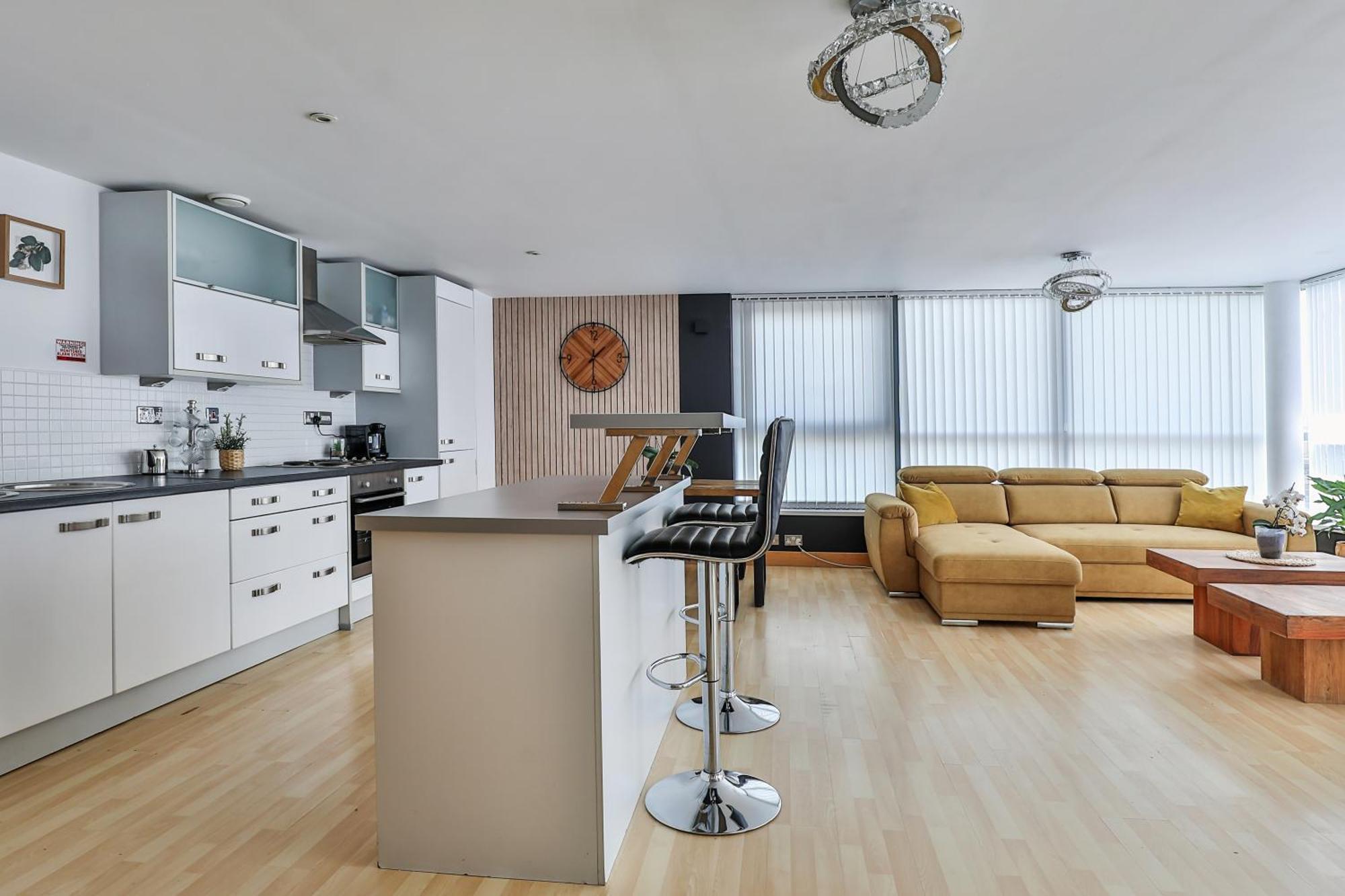 Large Central Penthouse In Leeds リーズ エクステリア 写真