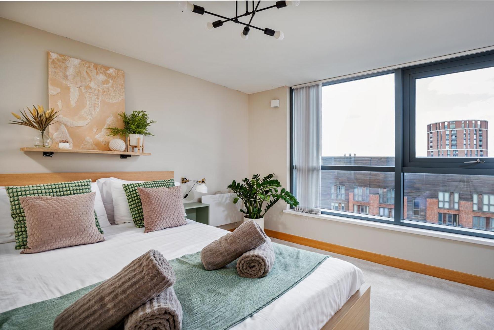 Large Central Penthouse In Leeds リーズ エクステリア 写真